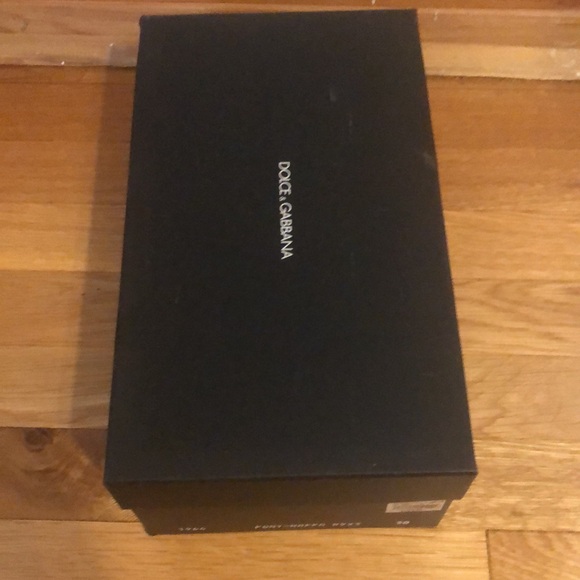 Dolce & Gabbana dark burgundy high heels size 38. - Picture 10 of 13